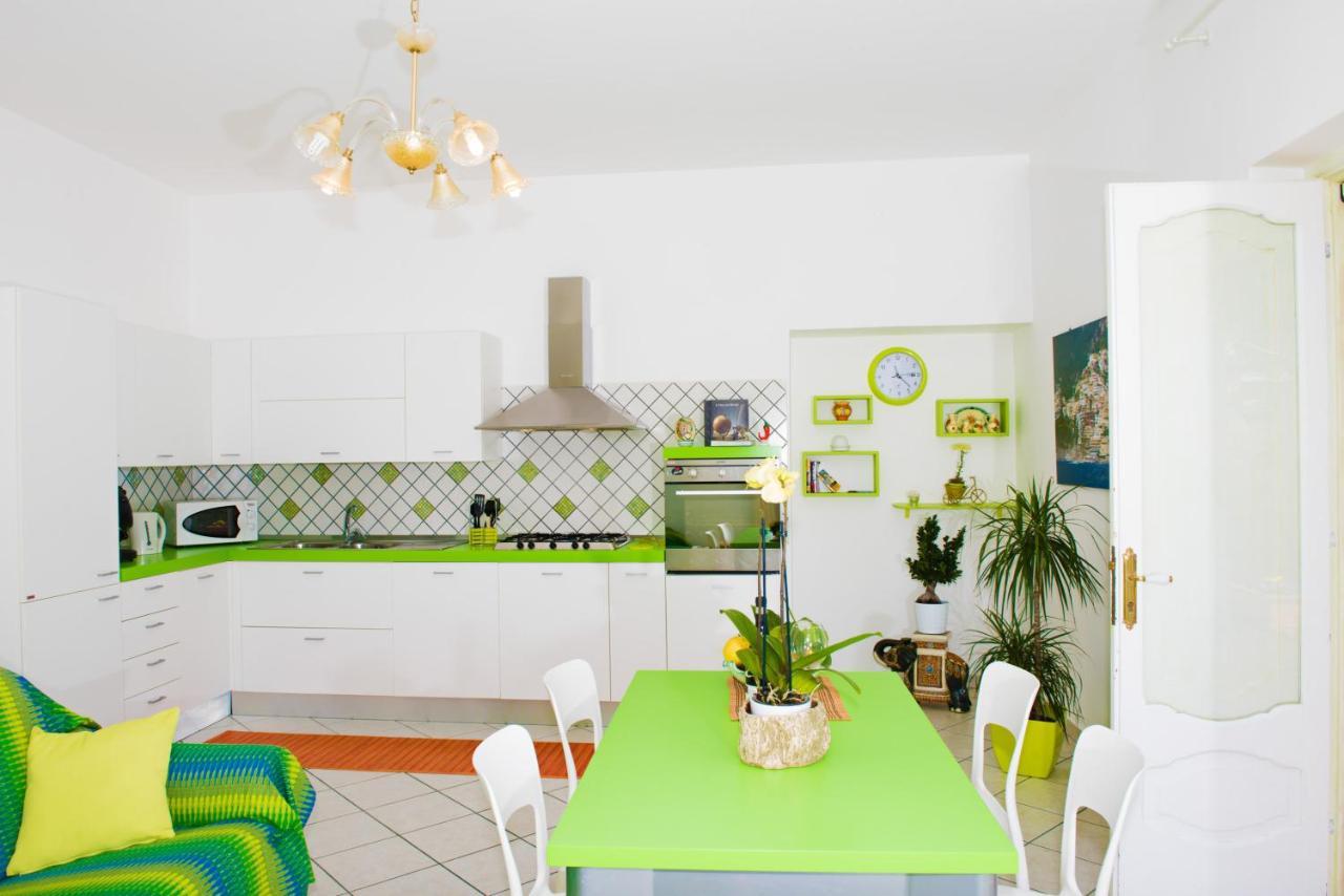 Villa Laura Amazing Breakfast,Private Outdoor Hot Tub, Positano Experience ภายนอก รูปภาพ