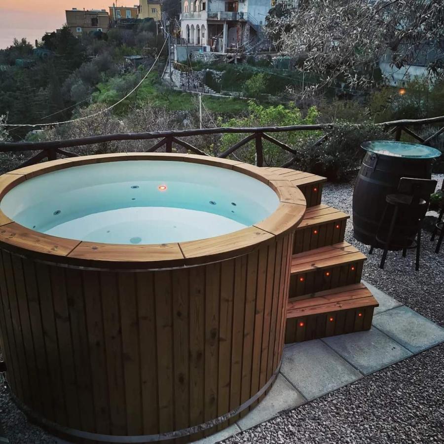 Villa Laura Amazing Breakfast,Private Outdoor Hot Tub, Positano Experience ภายนอก รูปภาพ